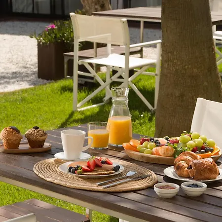 Miramar Bed & Breakfast Frontignan