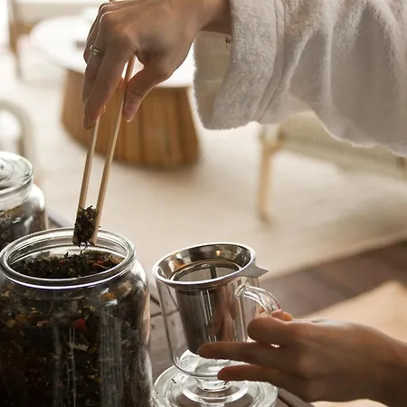 Couette-café Miramar 5*