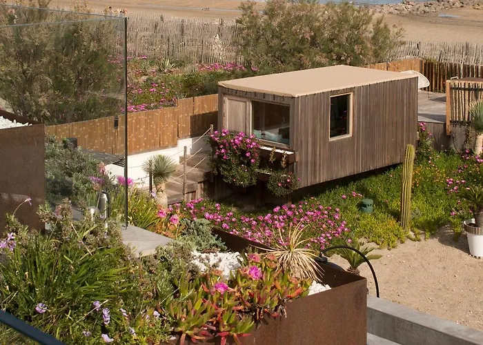 Oda ve Kahvaltı Miramar